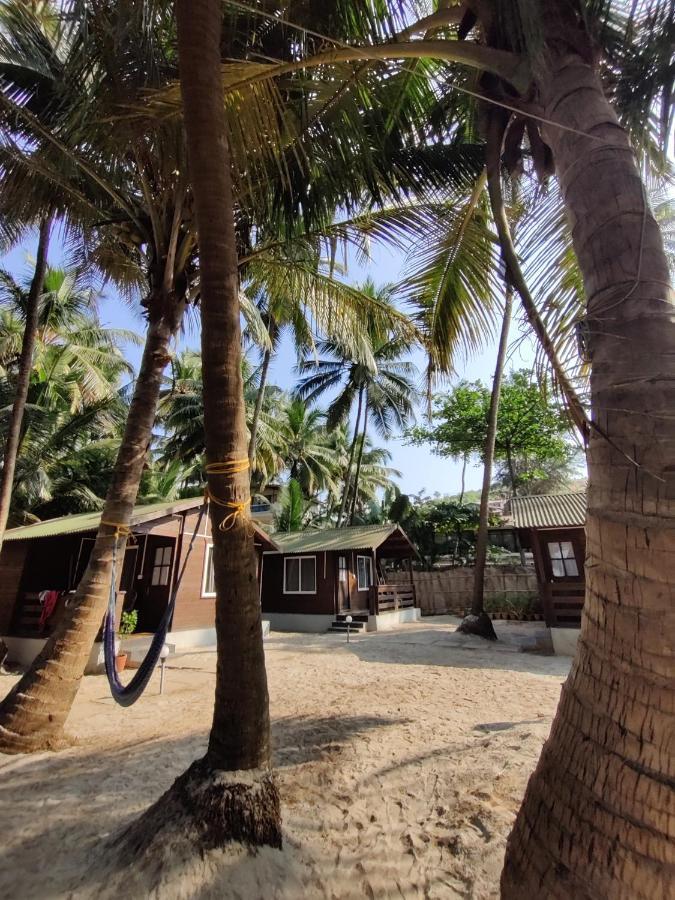 Silent Beach Resort マンドレム エクステリア 写真
