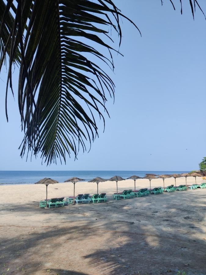 Silent Beach Resort マンドレム エクステリア 写真